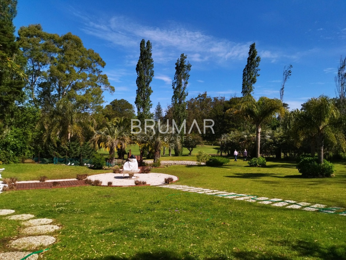 Casa ID.867 -  Casa en venta de 3 dormitorios en Punta del Este