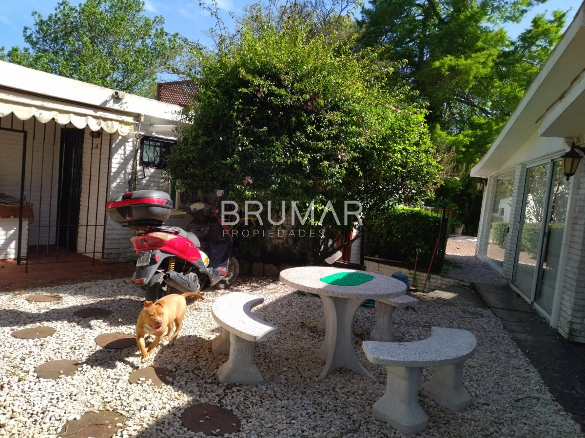 Casa ID.867 -  Casa en venta de 3 dormitorios en Punta del Este