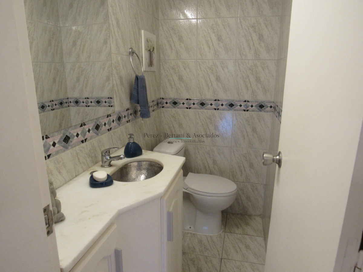 Apartamento ID.437 - Apartamento en venta y alquiler de 3 dormitorios en Punta del Este