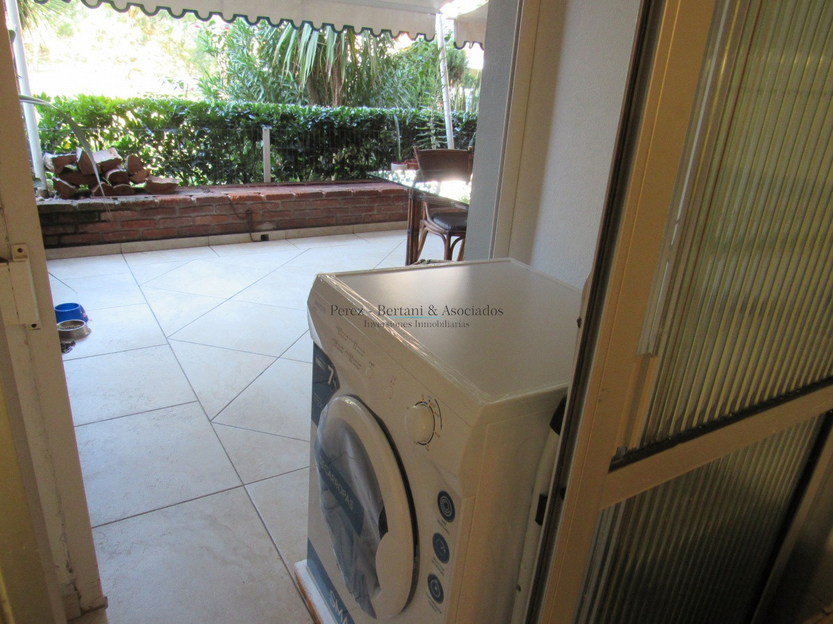 Apartamento ID.437 - Apartamento en venta y alquiler de 3 dormitorios en Punta del Este