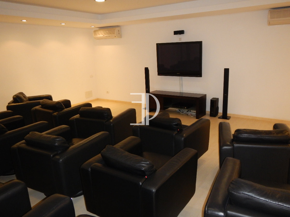 Apartamento ID.1020 - Apartamento en venta y alquiler de  3 dorm en Punta del Este