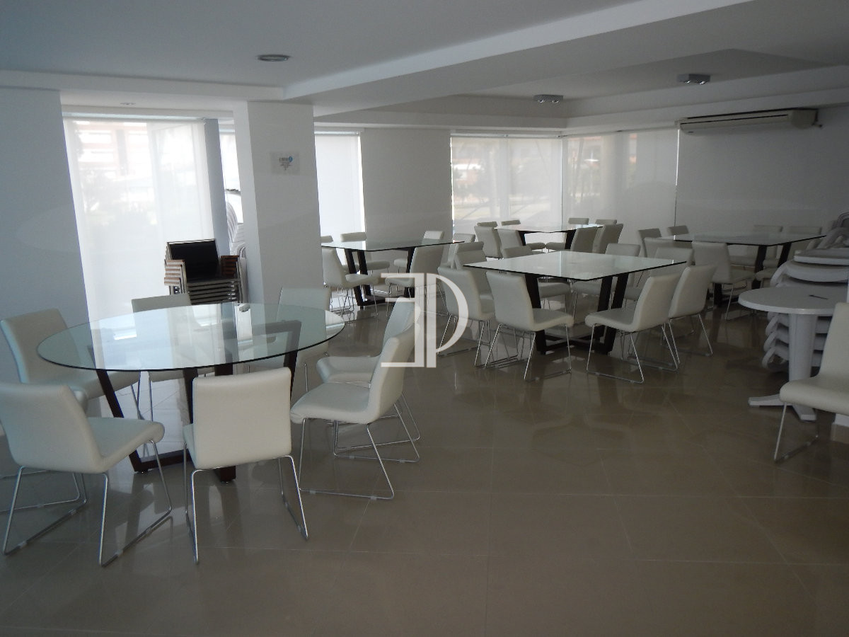 Apartamento ID.1020 - Apartamento en venta y alquiler de  3 dorm en Punta del Este