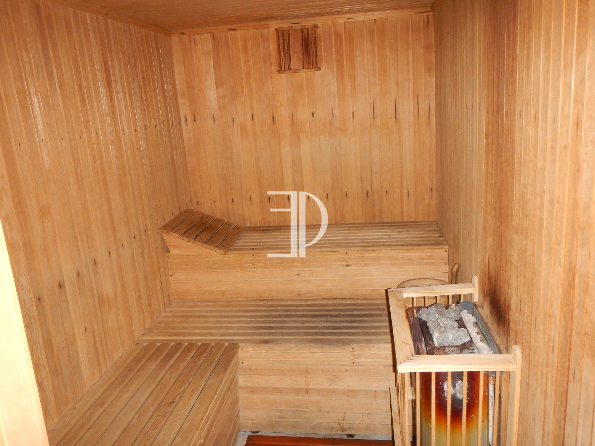 Apartamento ID.1020 - Apartamento en venta y alquiler de  3 dorm en Punta del Este