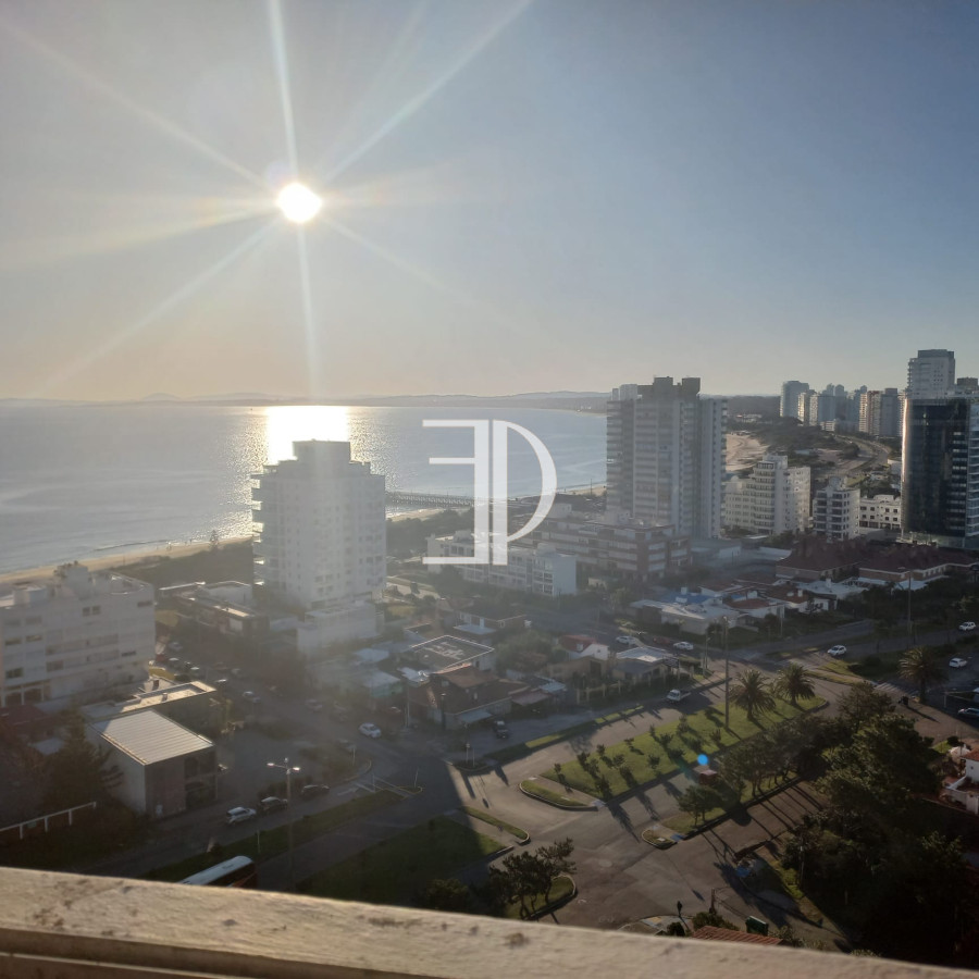 Apartamento ID.439 - Apartamento en venta de 3 dormitorios en Punta del Este
