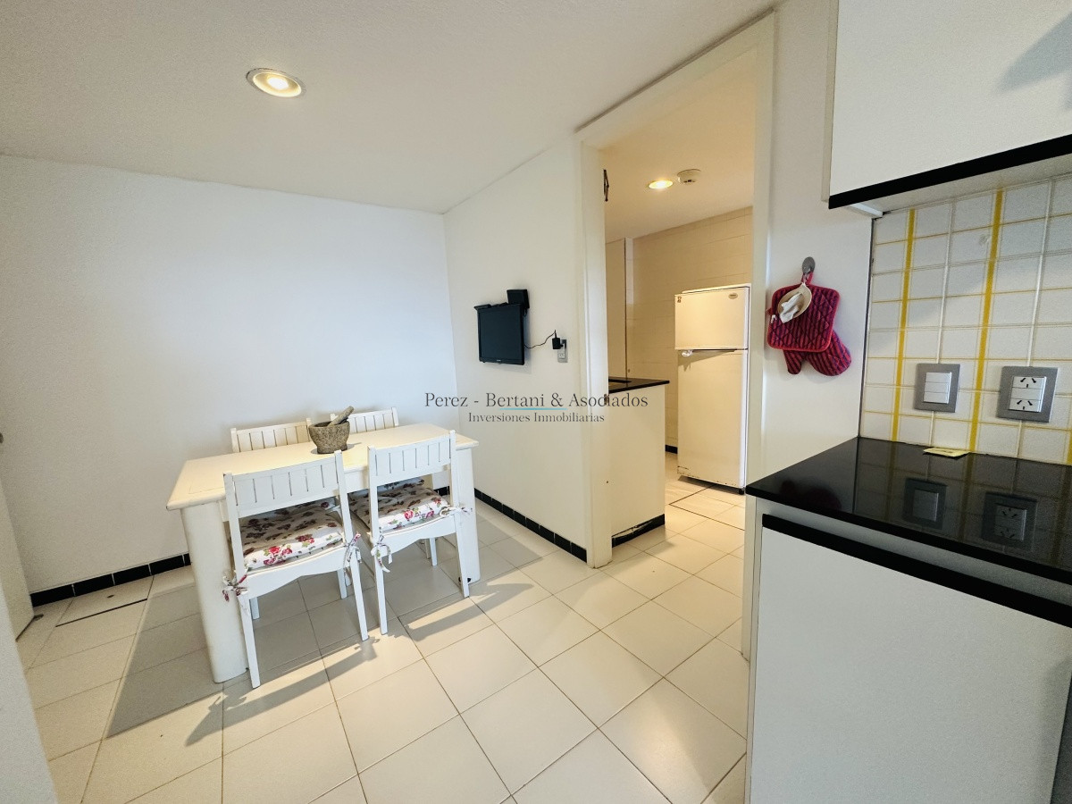Apartamento ID.1019 - Apartamento de 3 dormitorios y dependencia de servicio en Punta del Este