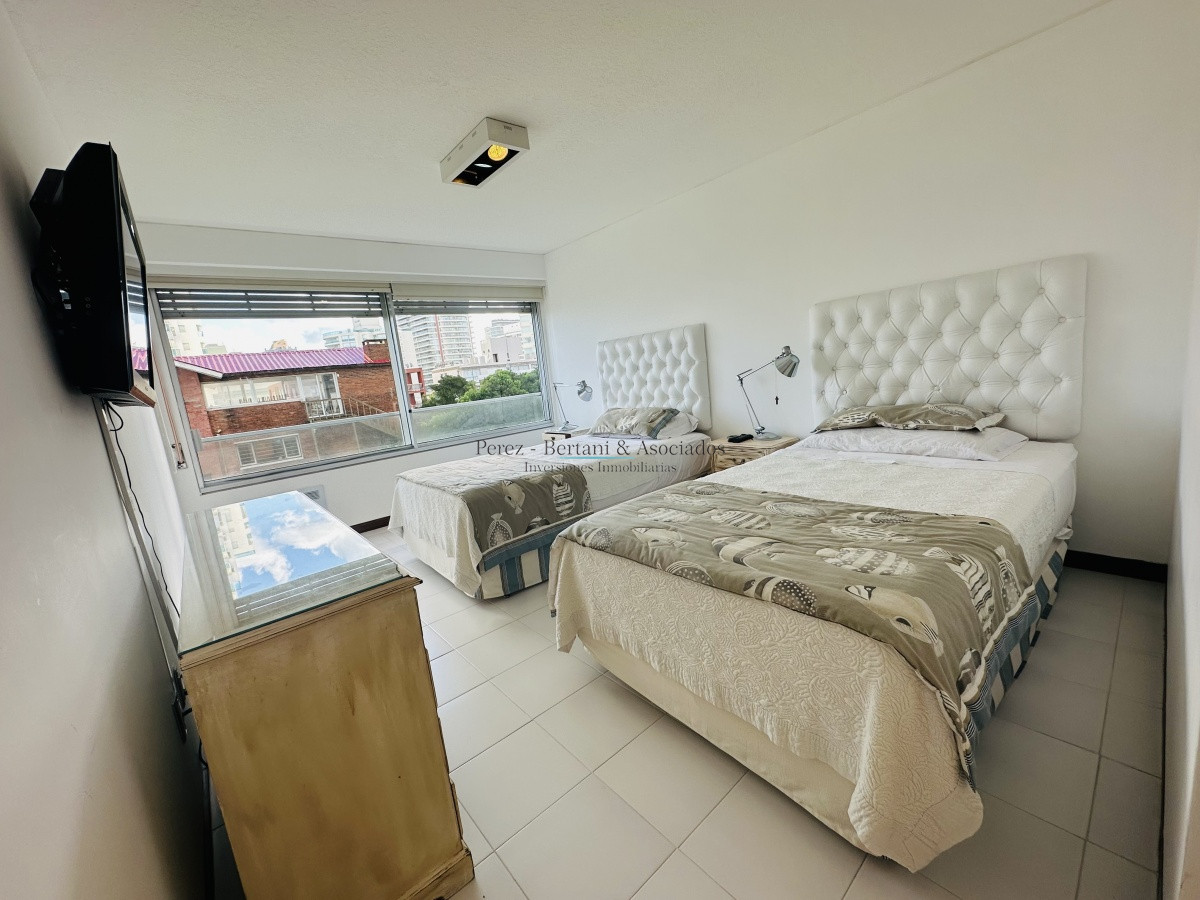 Apartamento ID.1019 - Apartamento de 3 dormitorios y dependencia de servicio en Punta del Este