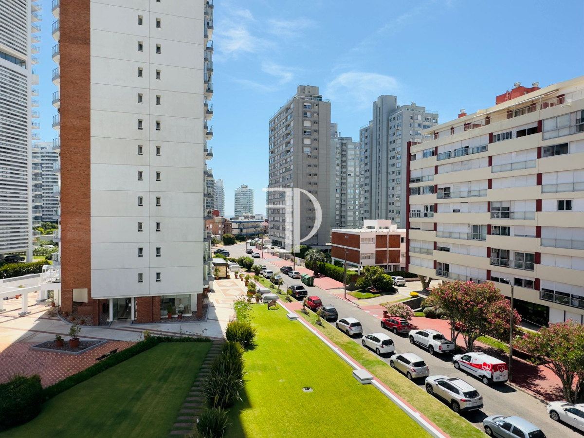 Apartamento ID.1139 - Apto en venta, 1 dormitorio y medio, excelente ubicación, Punta del este.