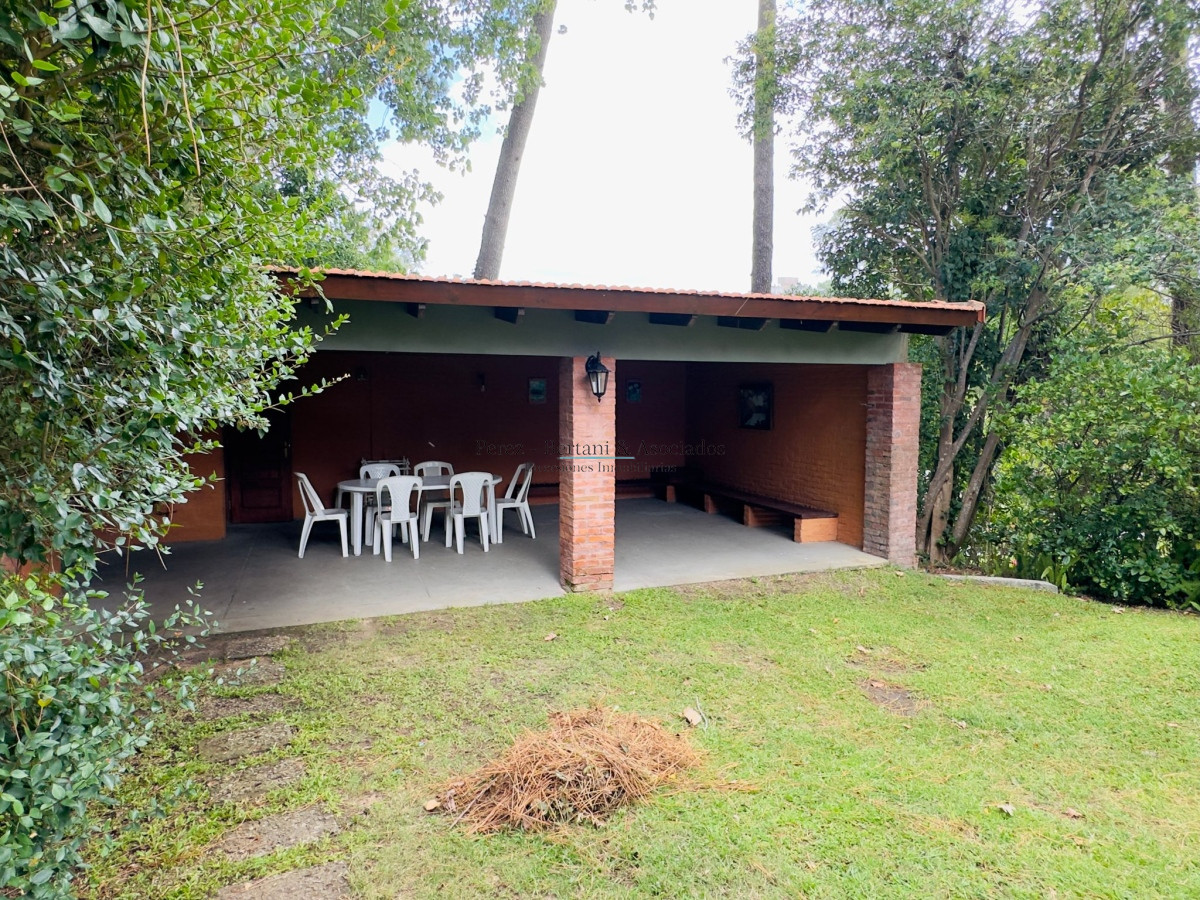 Casa ID.302 - Casa en VENTA, 3 dormitorios, Punta del Este