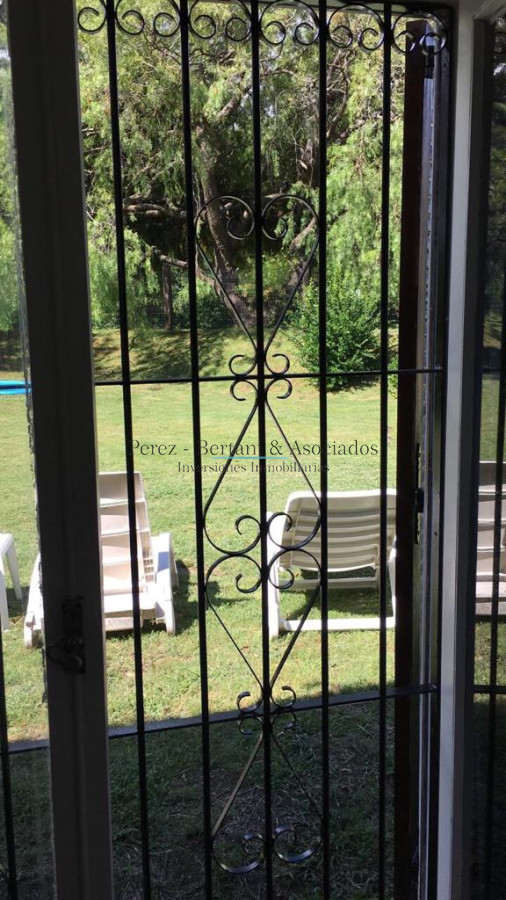 Casa ID.300 - Muy buena casa, en zona residencial