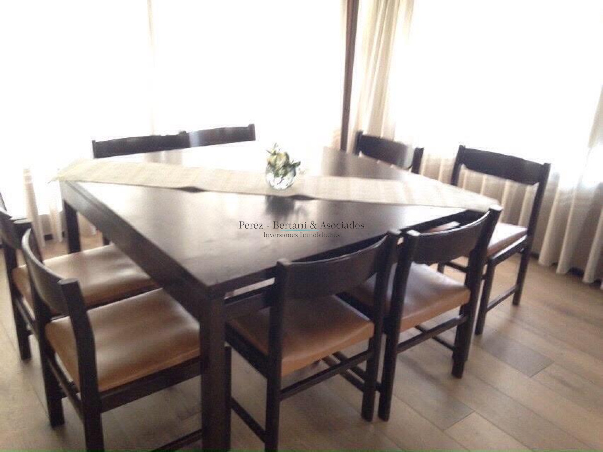 Casa ID.300 - Muy buena casa, en zona residencial