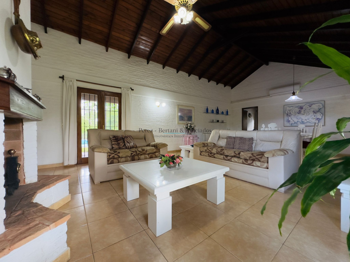 Casa ID.302 - Casa en VENTA, 3 dormitorios, Punta del Este
