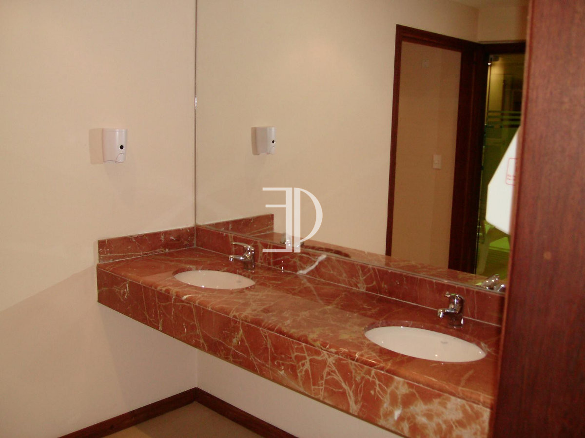 Apartamento ID.439 - Apartamento en venta de 3 dormitorios en Punta del Este