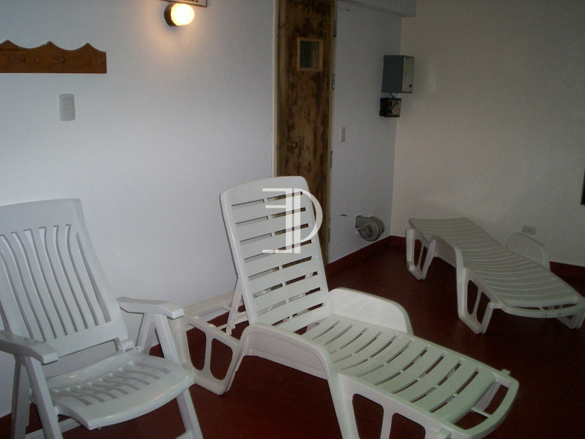 Apartamento ID.439 - Apartamento en venta de 3 dormitorios en Punta del Este