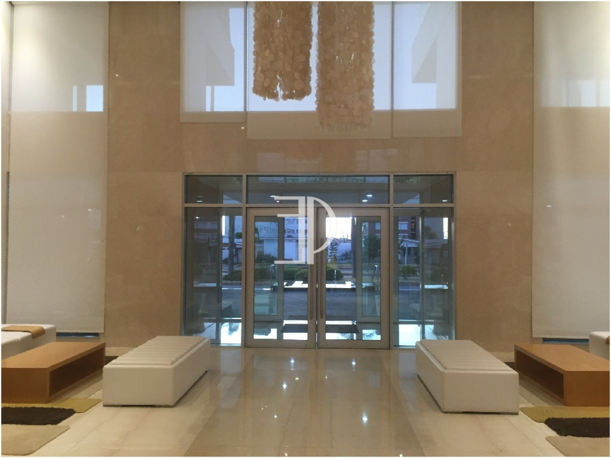 Apartamento ID.1020 - Apartamento en venta y alquiler de  3 dorm en Punta del Este