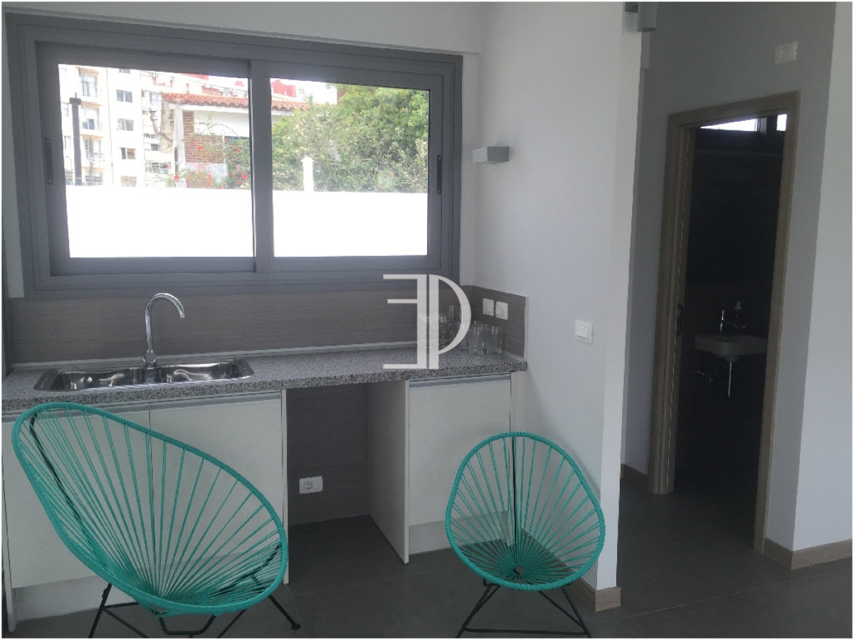 Apartamento ID.1595 - Apartamento de 2 dormitorios en Alquiler de temporada en Punta del Este