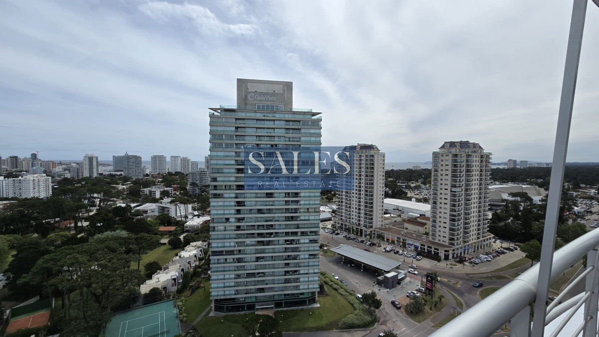 Apartamento ID.891 - Apartamento en venta y alquiler de 3 dormitorios en Punta del Este