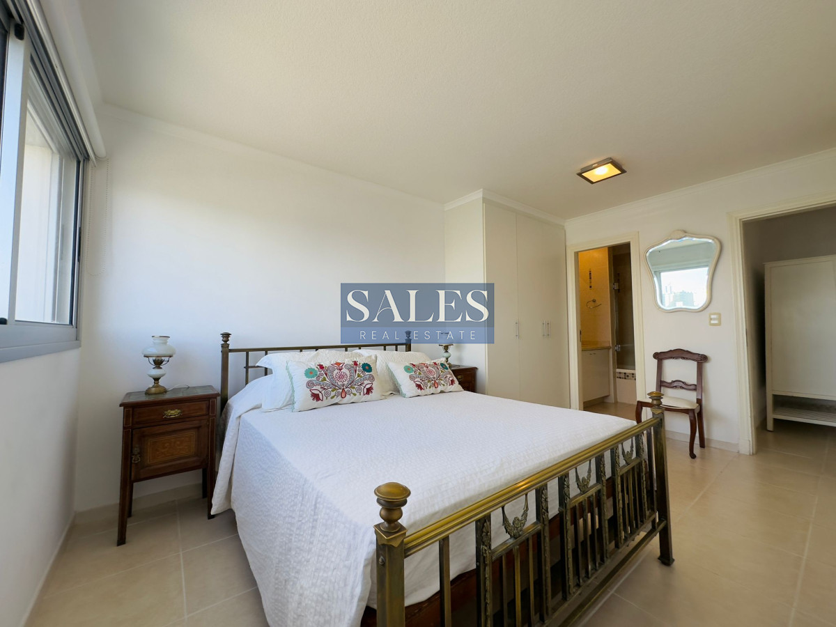 Apartamento ID.1116 - Venta y alquiler de apartamento de dos dormitorios en Punta del Este
