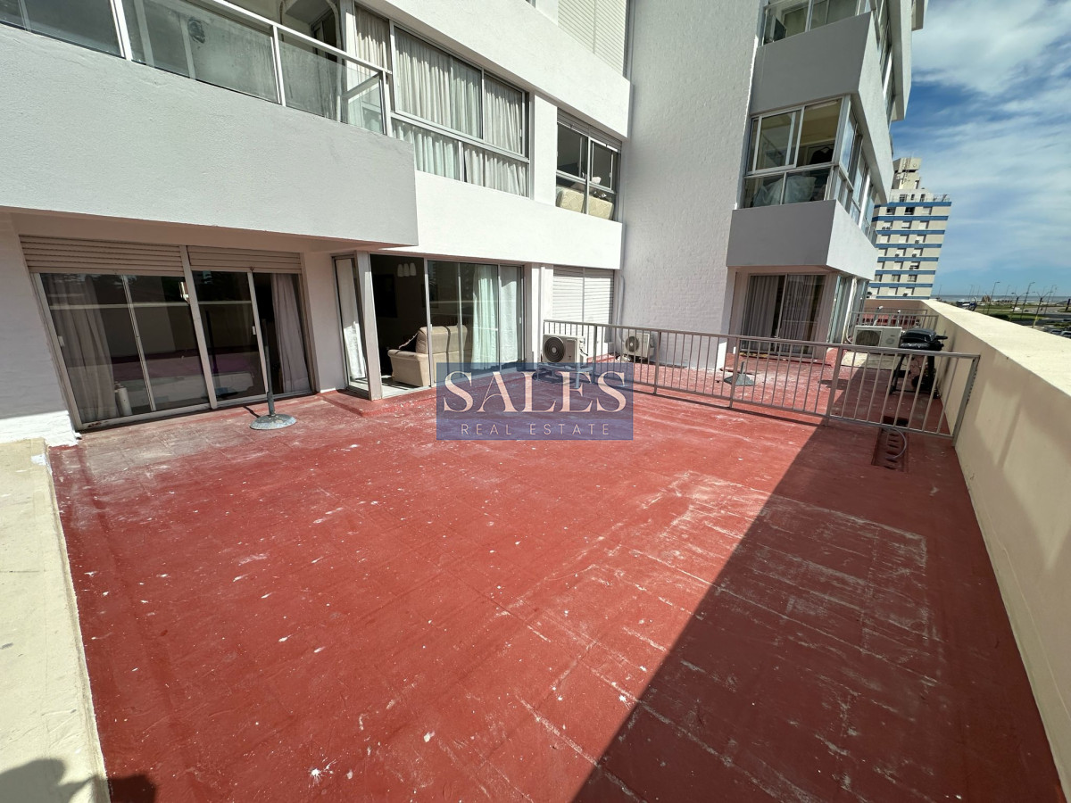 Apartamento ID.890 - Apartamento en venta de 3 dormitorios en Punta del Este