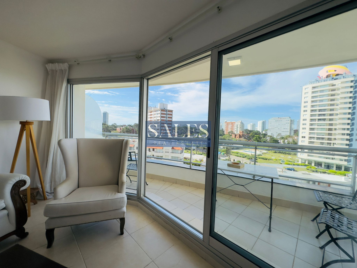 Apartamento ID.1116 - Venta y alquiler de apartamento de dos dormitorios en Punta del Este
