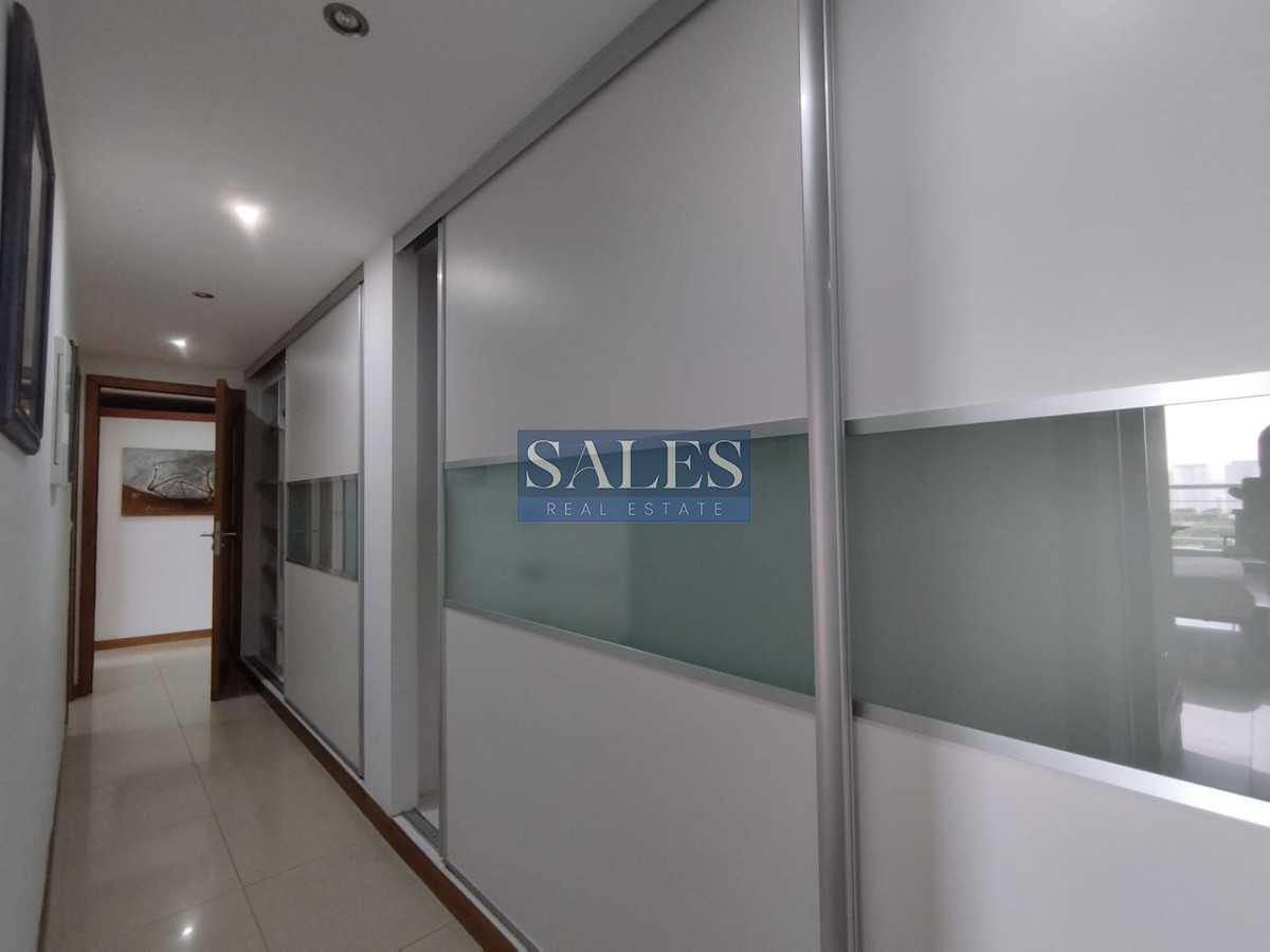 Apartamento ID.891 - Apartamento en venta y alquiler de 3 dormitorios en Punta del Este