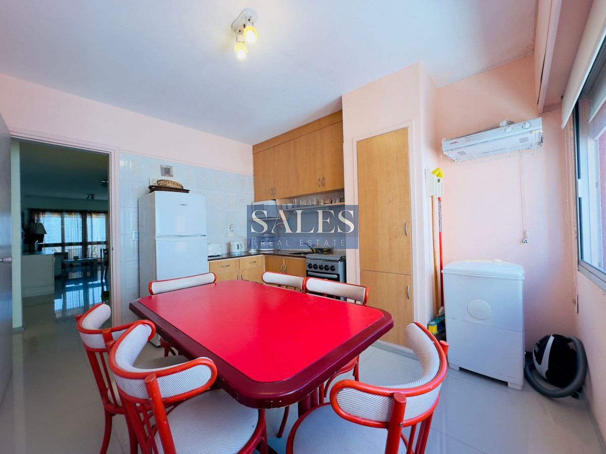 Apartamento ID.150 - Apartamento de 2 dormitorios en venta, Punta del Este