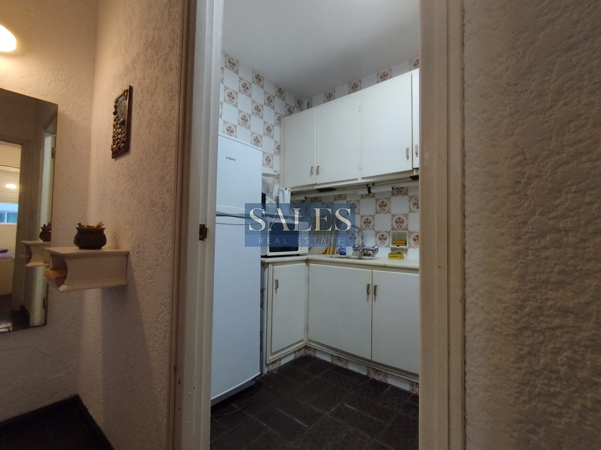 Apartamento ID.1133 - Apartamento de un dormitorio y medio en venta en Punta del Este