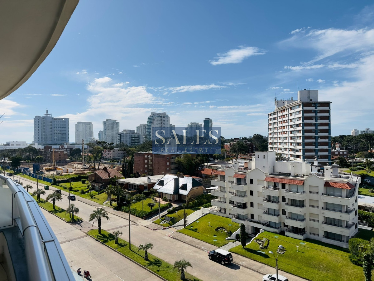 Apartamento ID.1116 - Venta y alquiler de apartamento de dos dormitorios en Punta del Este