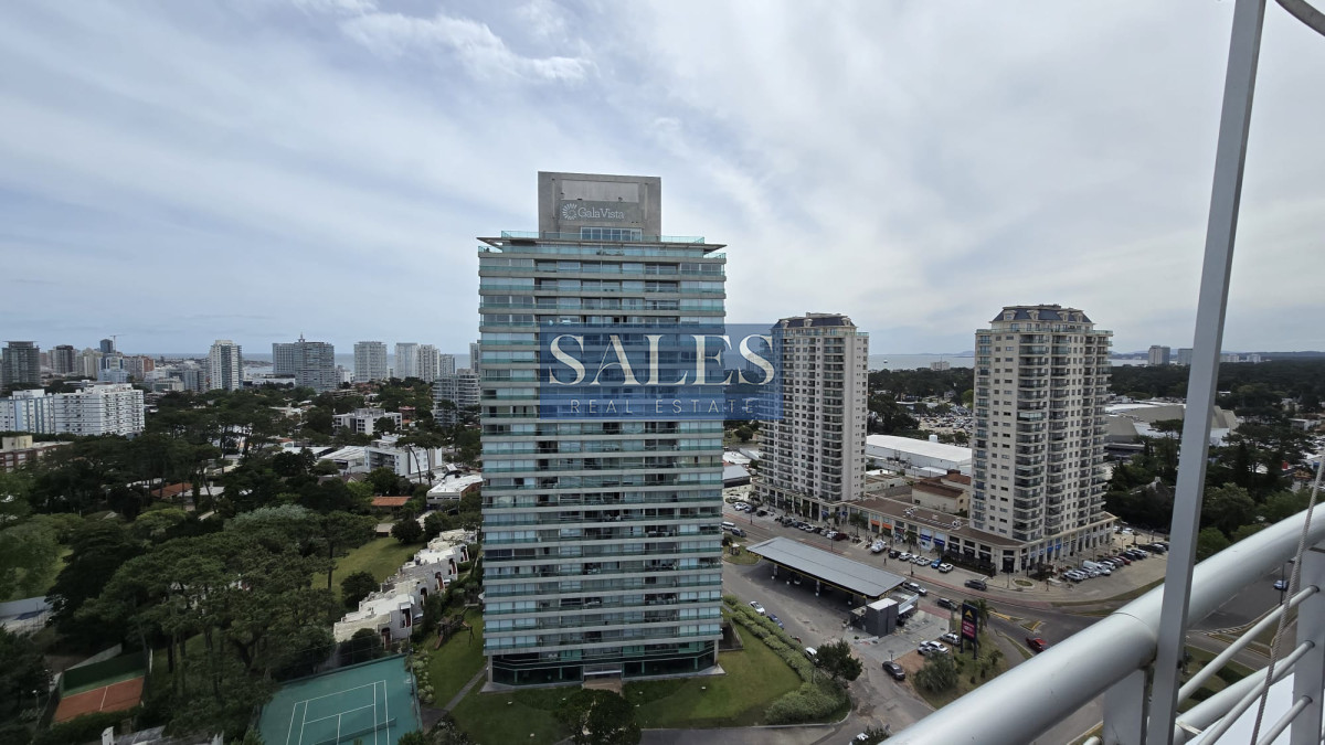 Apartamento ID.891 - Apartamento en venta y alquiler de 3 dormitorios en Punta del Este