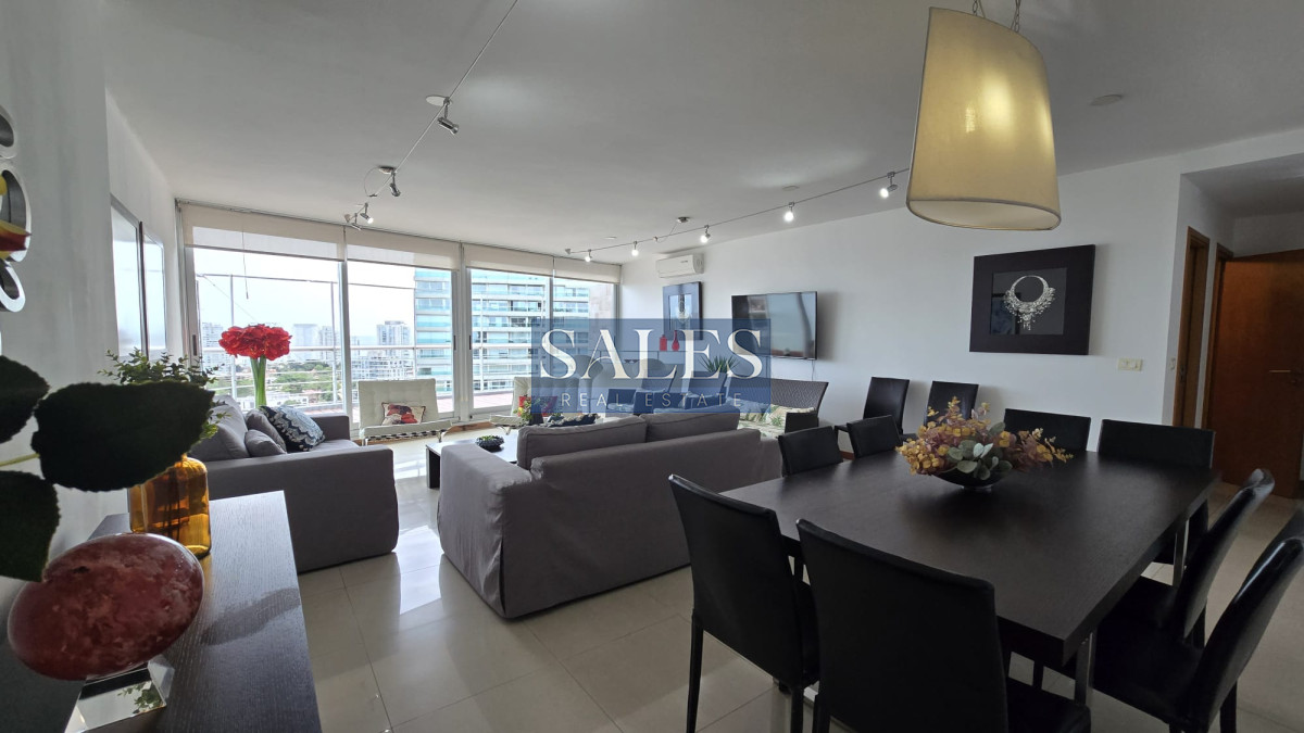 Apartamento ID.891 - Apartamento en venta y alquiler de 3 dormitorios en Punta del Este