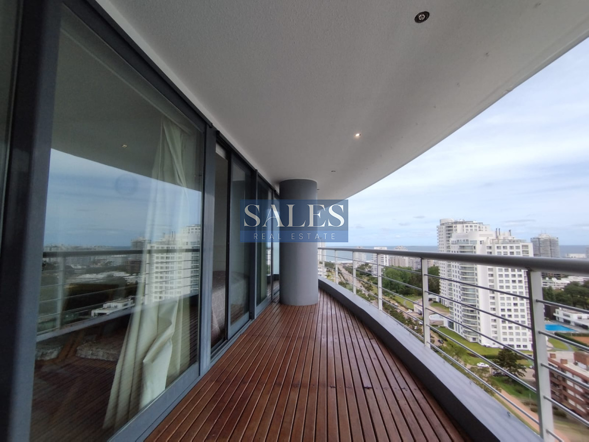 Apartamento ID.891 - Apartamento en venta y alquiler de 3 dormitorios en Punta del Este