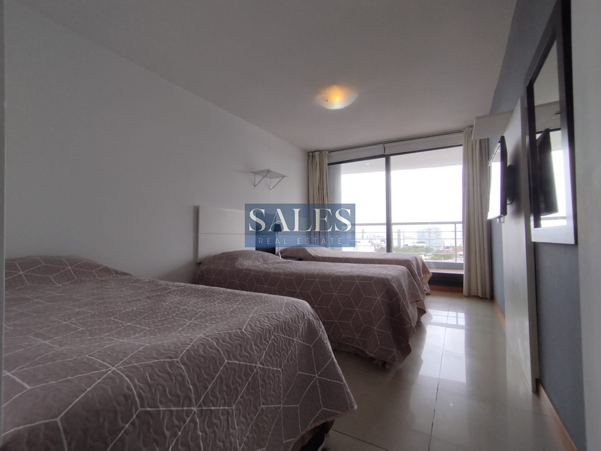 Apartamento ID.891 - Apartamento en venta y alquiler de 3 dormitorios en Punta del Este