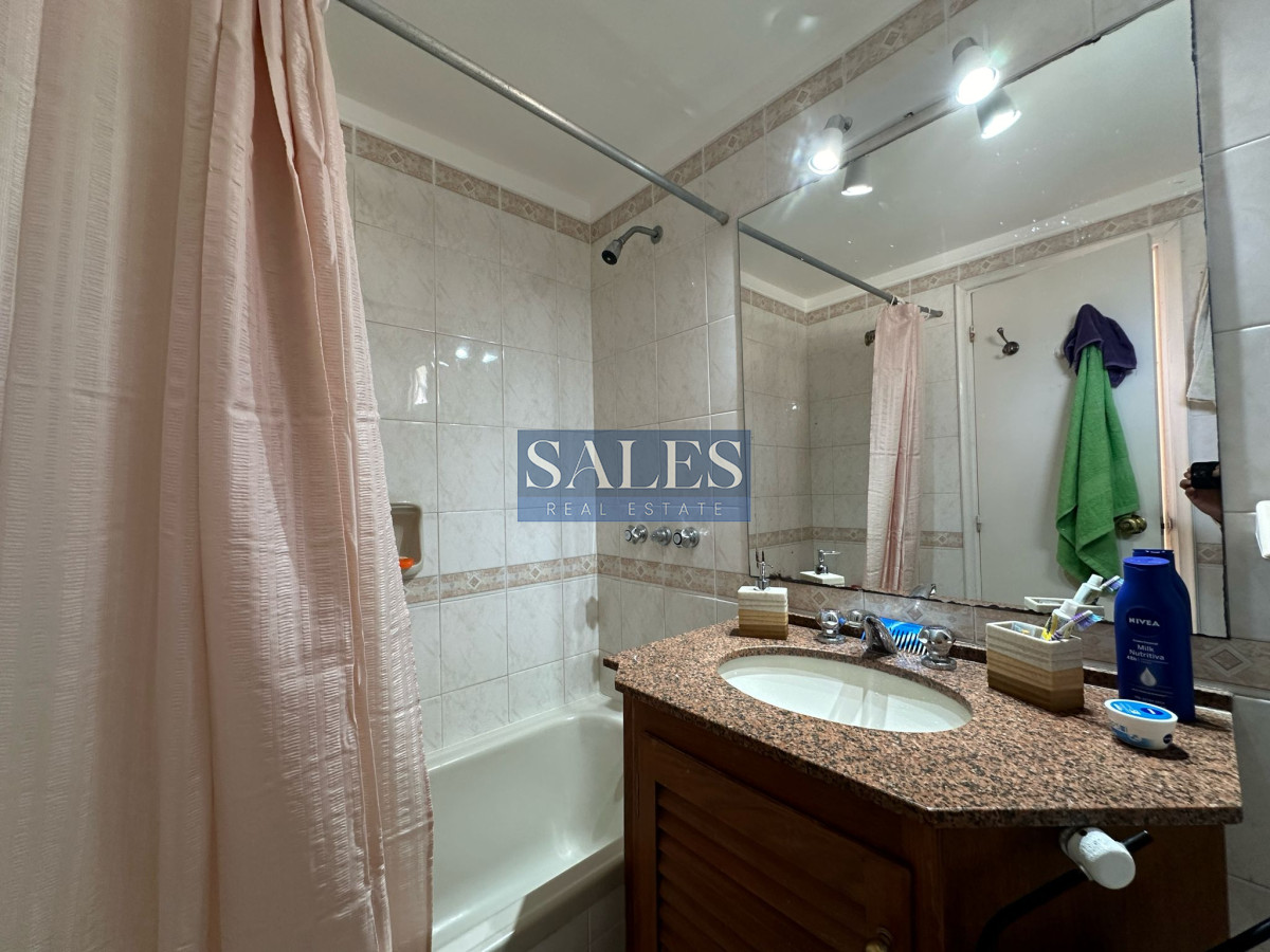 Apartamento ID.890 - Apartamento en venta de 3 dormitorios en Punta del Este
