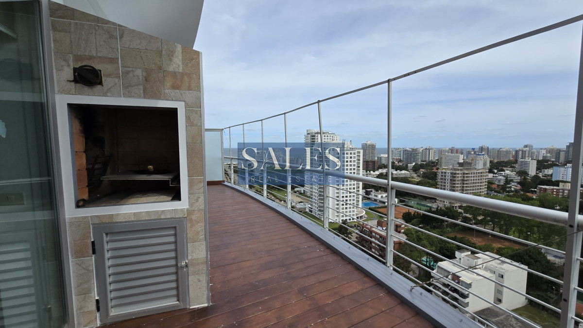 Apartamento ID.891 - Apartamento en venta y alquiler de 3 dormitorios en Punta del Este