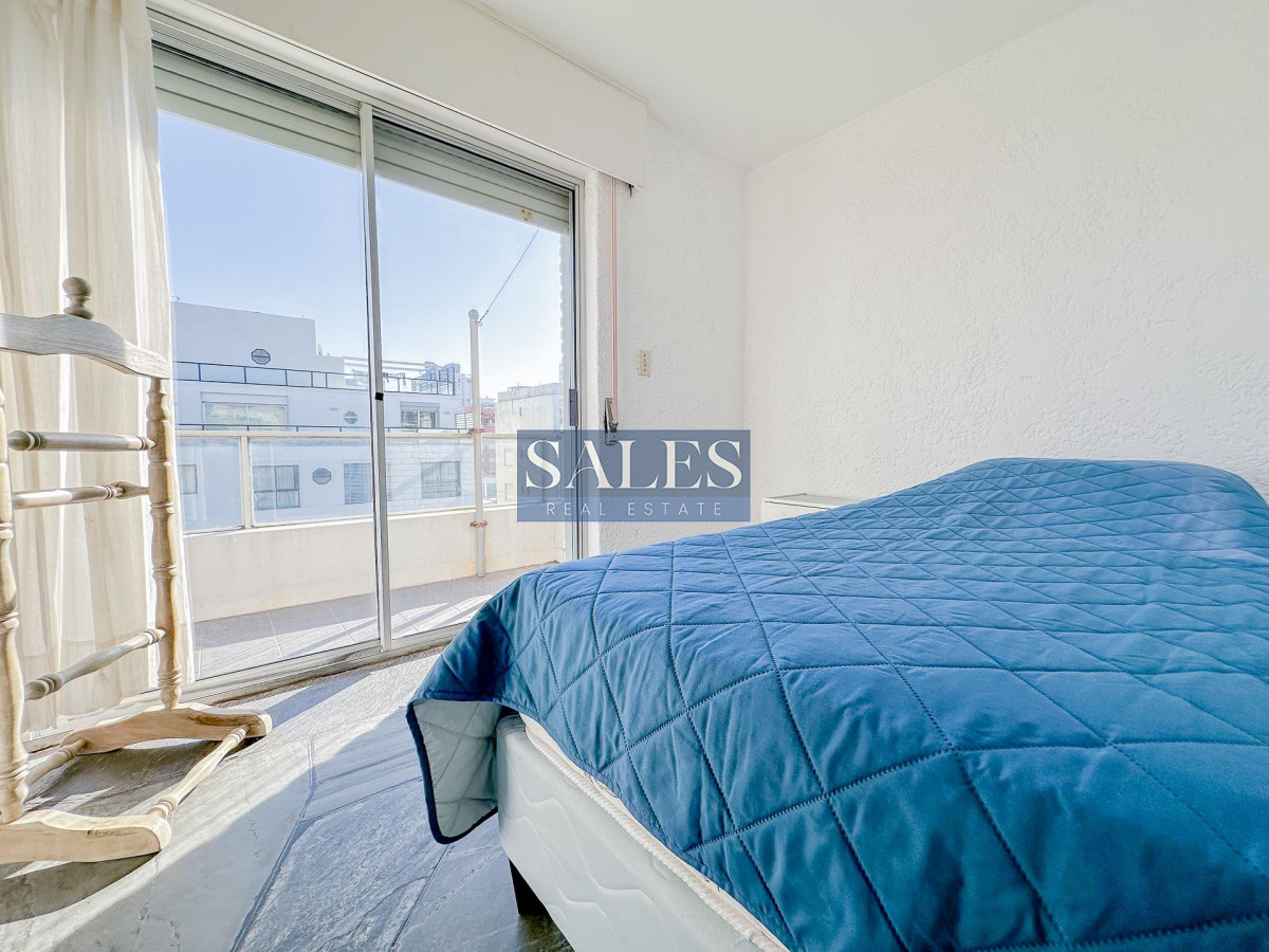 Apartamento ID.1336 - Penthouse en venta en Peninsula, 3 dormitorios, 3 baños, garaje