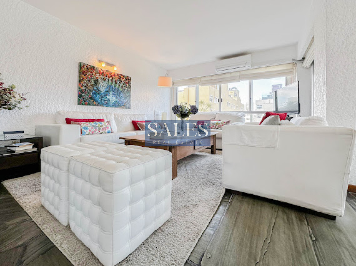 Apartamento ID.1330 - Venta de apartamento en Peninsula. Edificio Recalada.