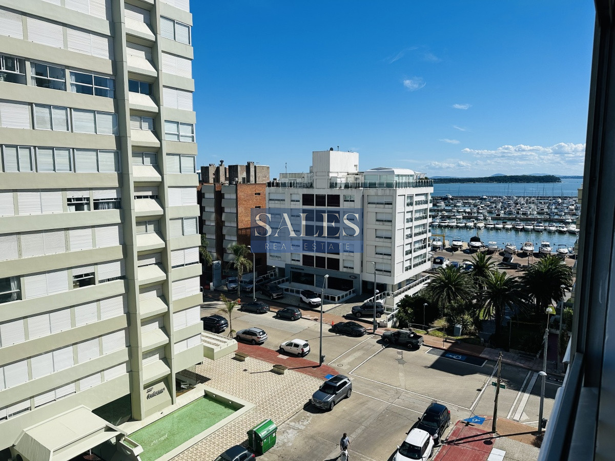 Apartamento ID.719 - Venta de apartamento de dos dormitorios en Punta del Este