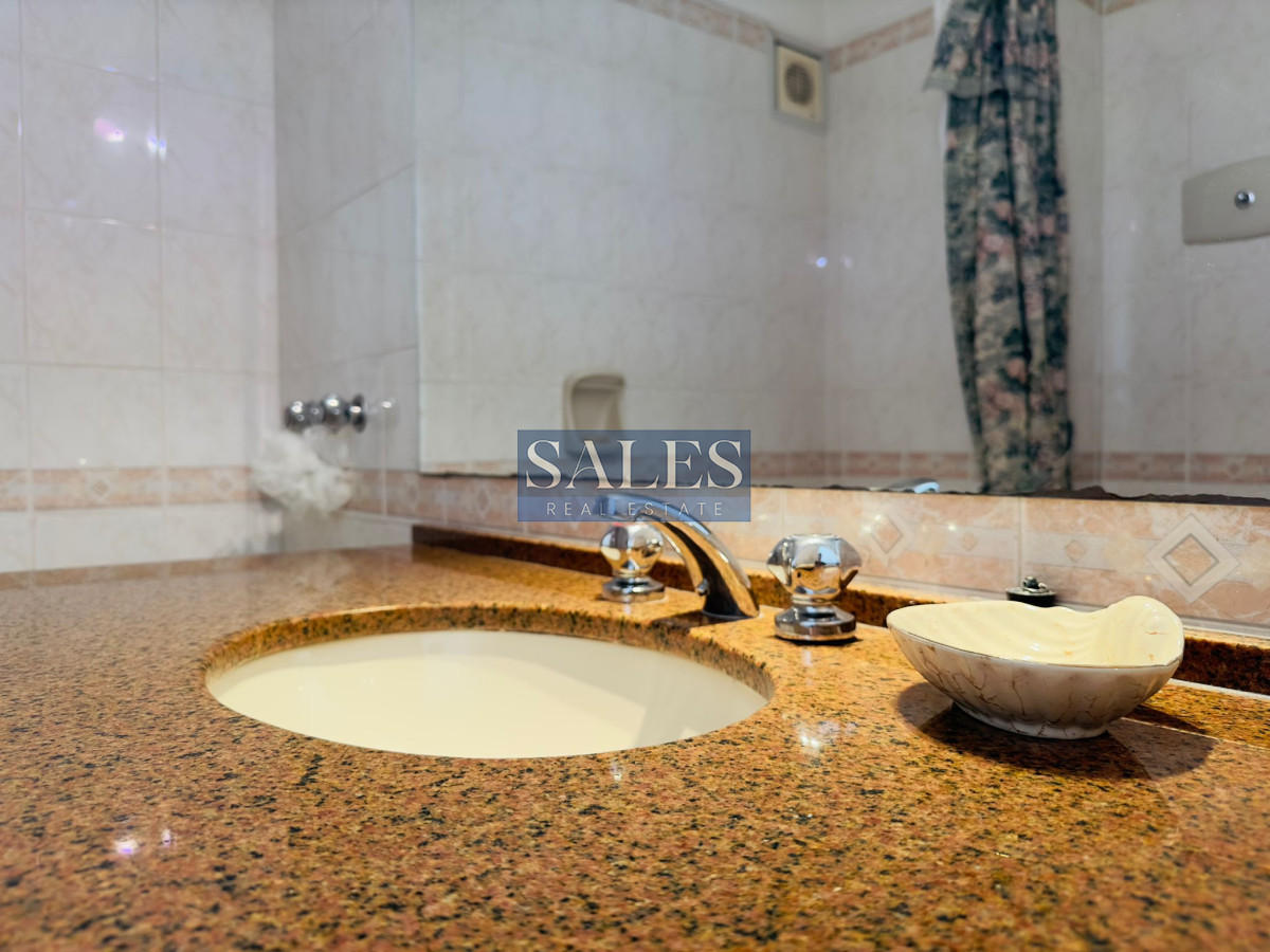 Apartamento ID.389 - Apto en venta de 2 dormitorios, 2 baños, Punta del este. 