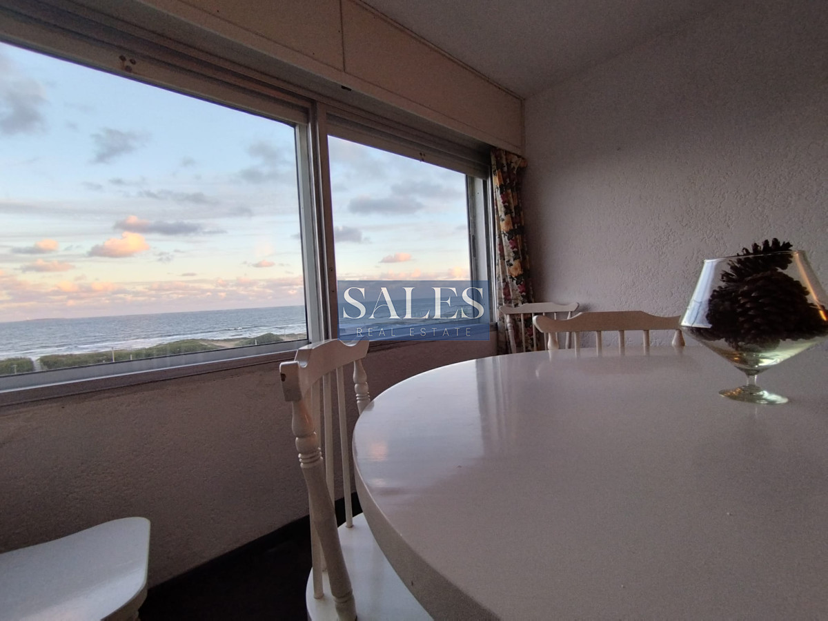Apartamento ID.1133 - Apartamento de un dormitorio y medio en venta en Punta del Este