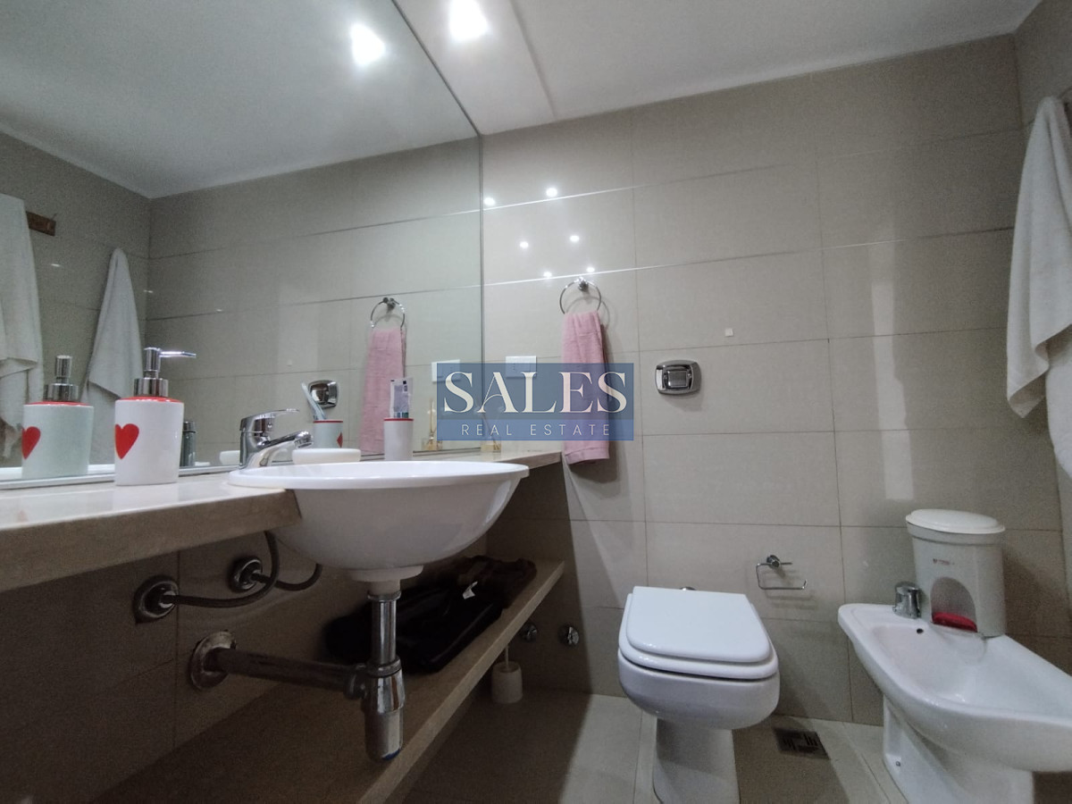 Apartamento ID.891 - Apartamento en venta y alquiler de 3 dormitorios en Punta del Este