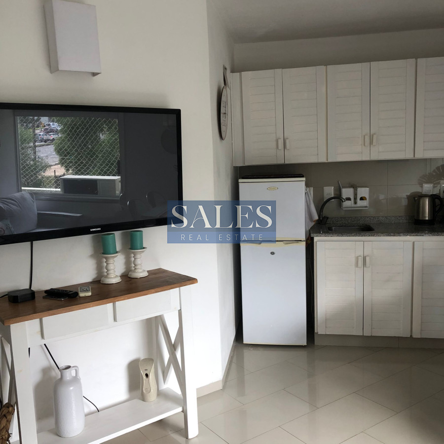 Apartamento ID.1366 -  Apartamento en venta de un dormitorio y gran playroom en Punta del Este