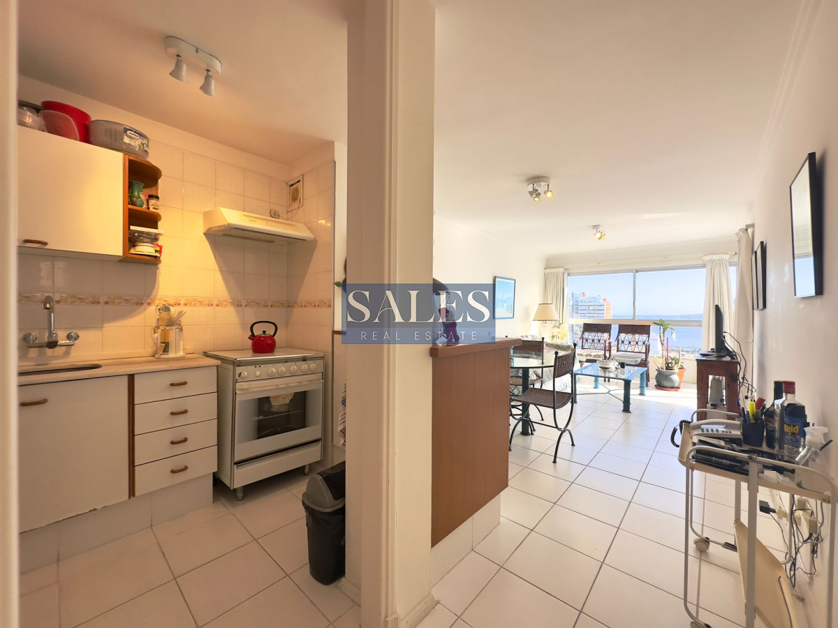 Apartamento ID.389 - Apto en venta de 2 dormitorios, 2 baños, Punta del este. 