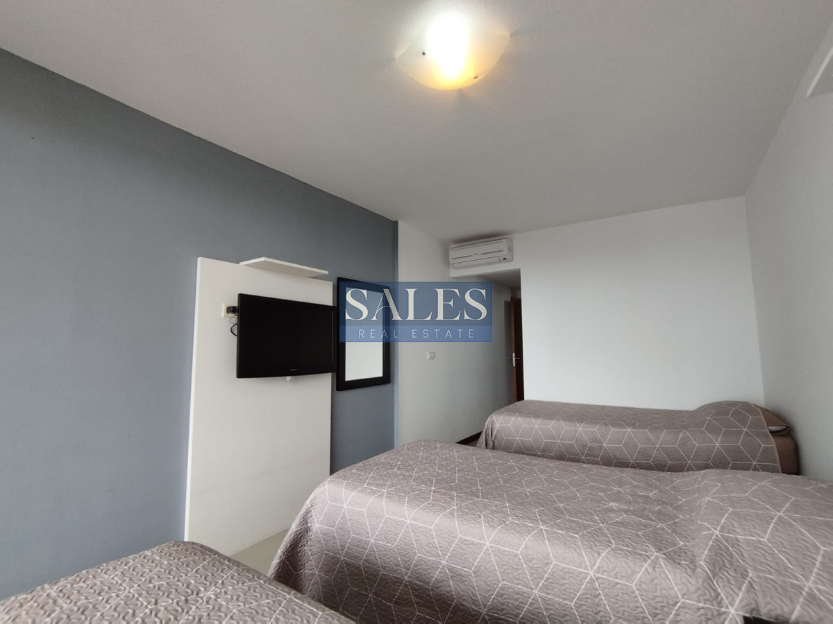 Apartamento ID.891 - Apartamento en venta y alquiler de 3 dormitorios en Punta del Este
