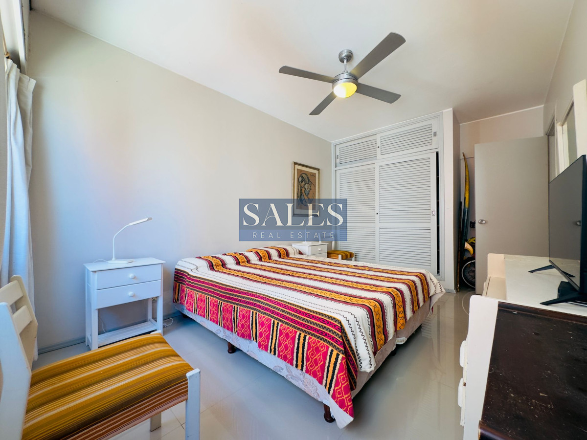Apartamento ID.150 - Apartamento de 2 dormitorios en venta, Punta del Este
