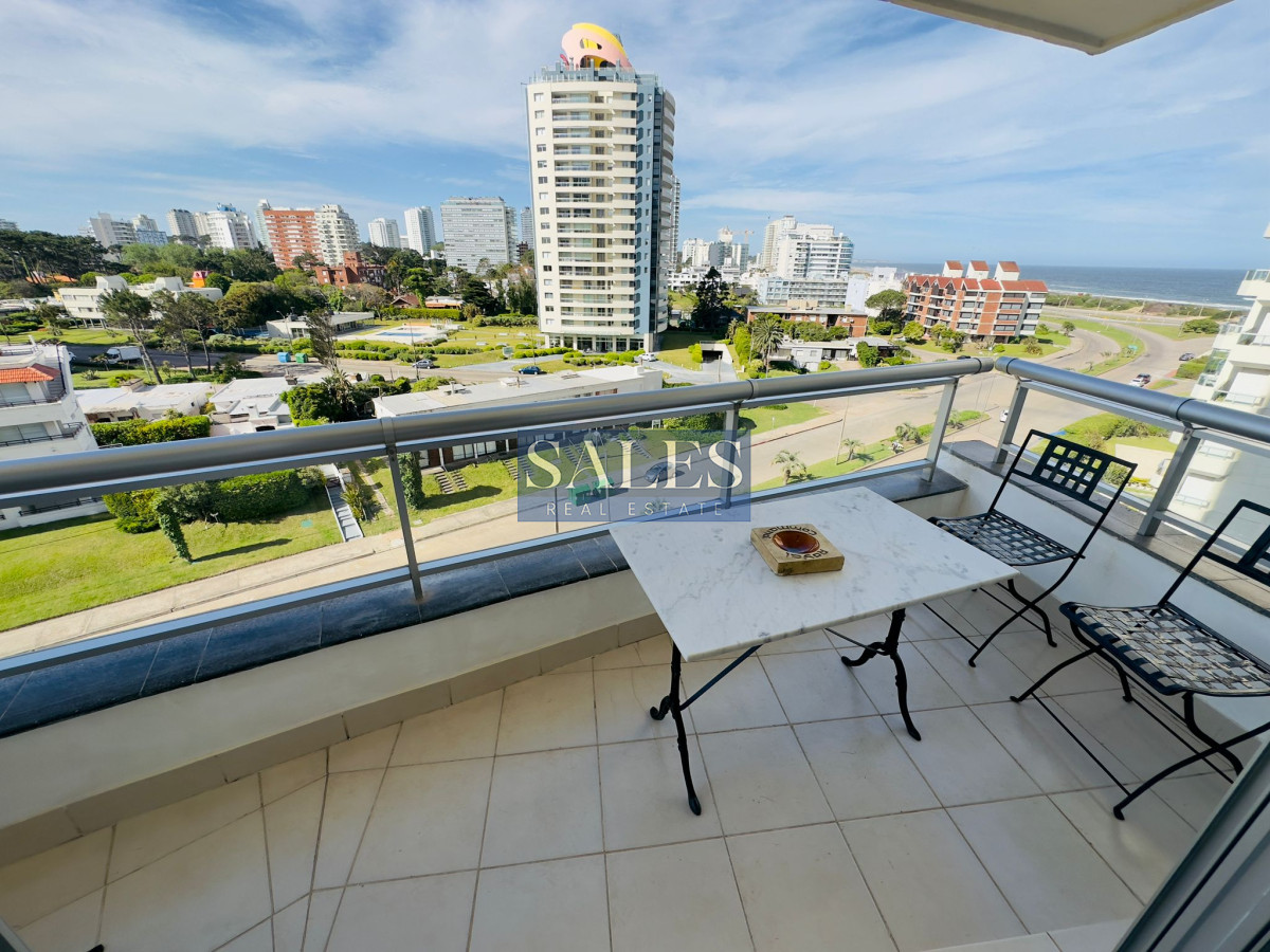 Apartamento ID.1116 - Venta y alquiler de apartamento de dos dormitorios en Punta del Este