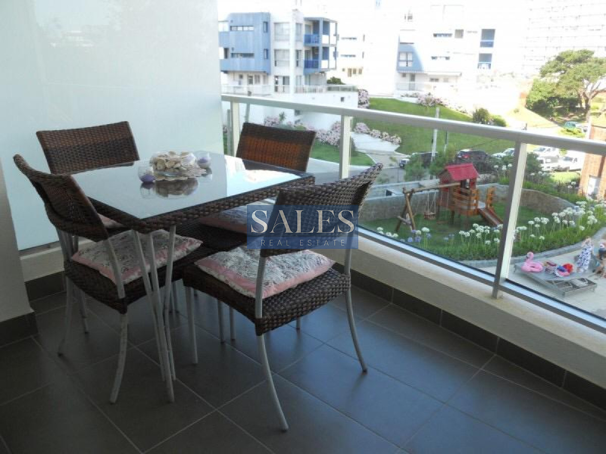 Apartamento ID.931 -  Apartamento en venta de dos dorm en Playa Brava Punta del Este