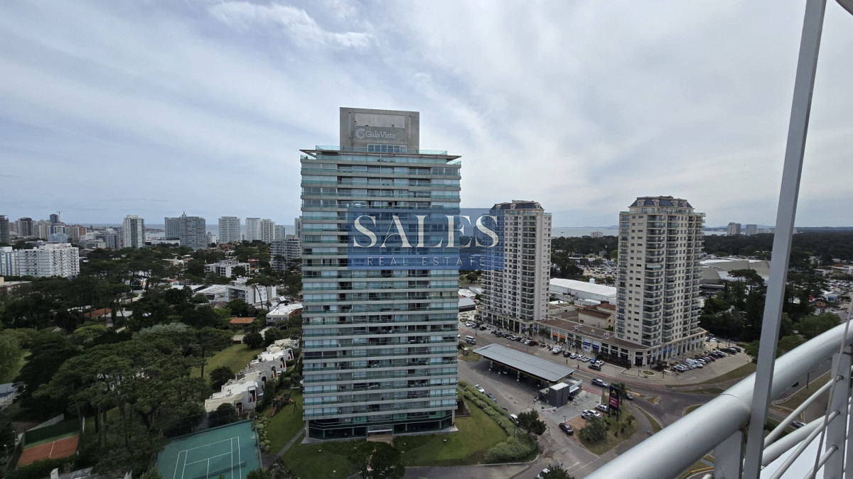 Apartamento ID.891 - Apartamento en venta y alquiler de 3 dormitorios en Punta del Este