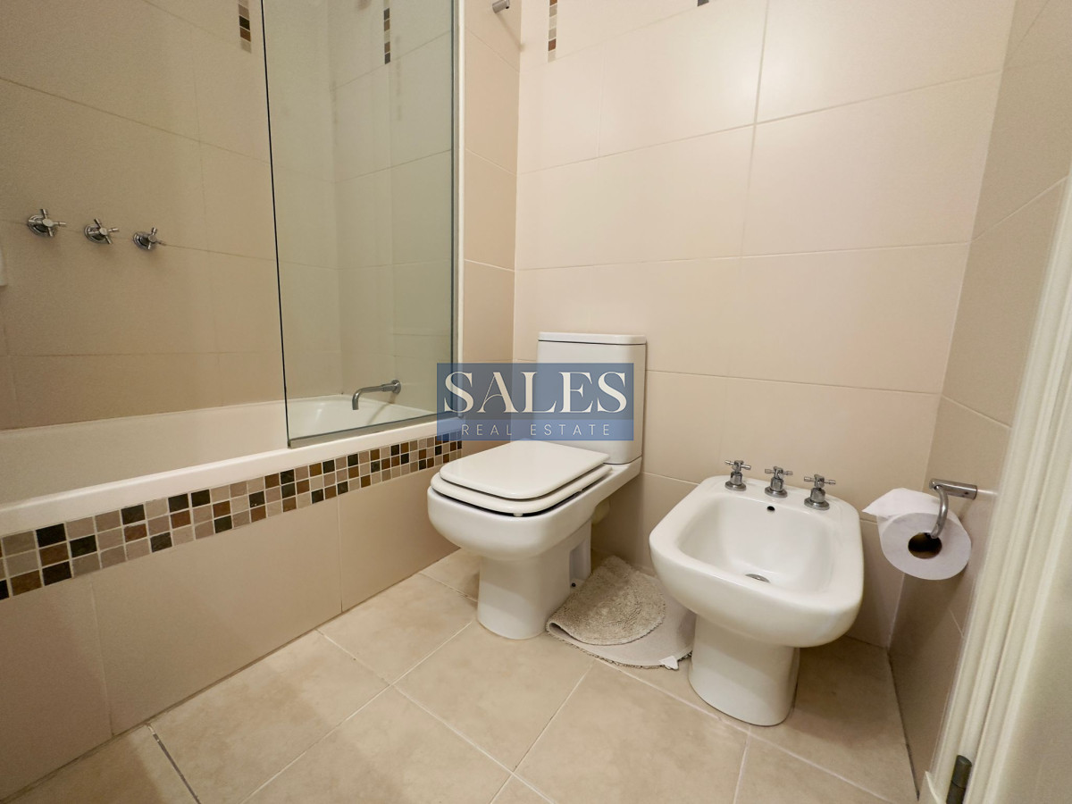 Apartamento ID.1116 - Venta y alquiler de apartamento de dos dormitorios en Punta del Este