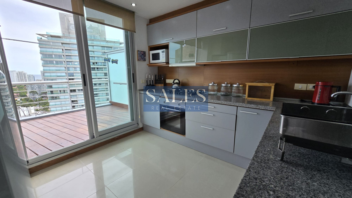 Apartamento ID.891 - Apartamento en venta y alquiler de 3 dormitorios en Punta del Este