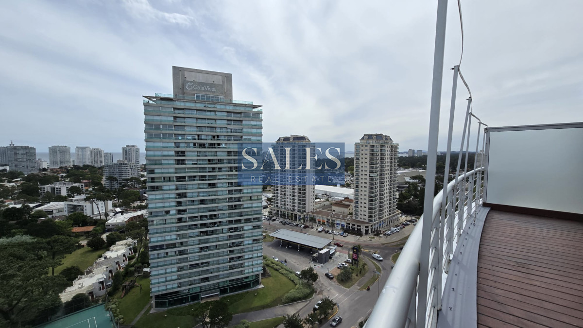 Apartamento ID.891 - Apartamento en venta y alquiler de 3 dormitorios en Punta del Este