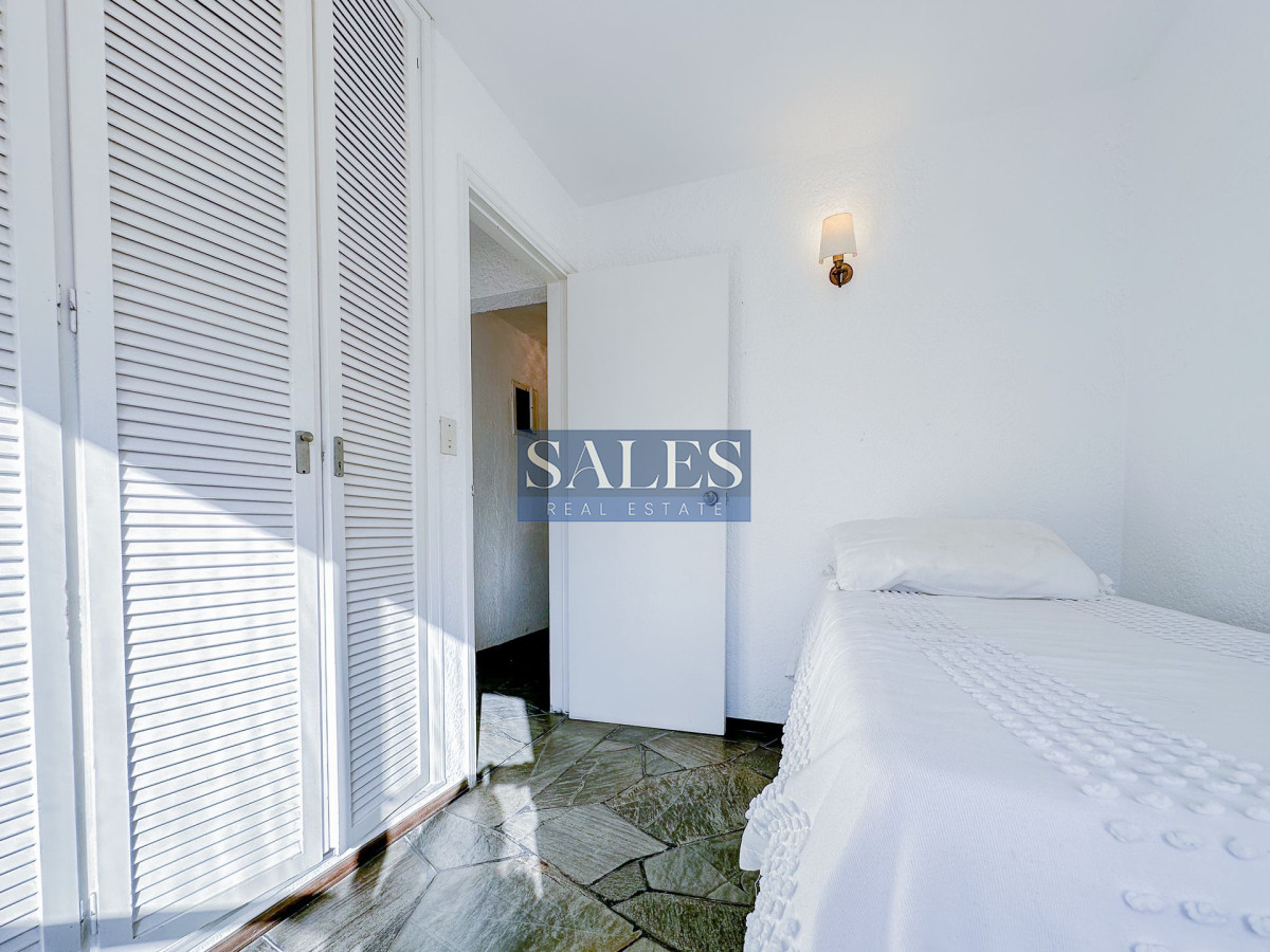Apartamento ID.1336 - Penthouse en venta en Peninsula, 3 dormitorios, 3 baños, garaje